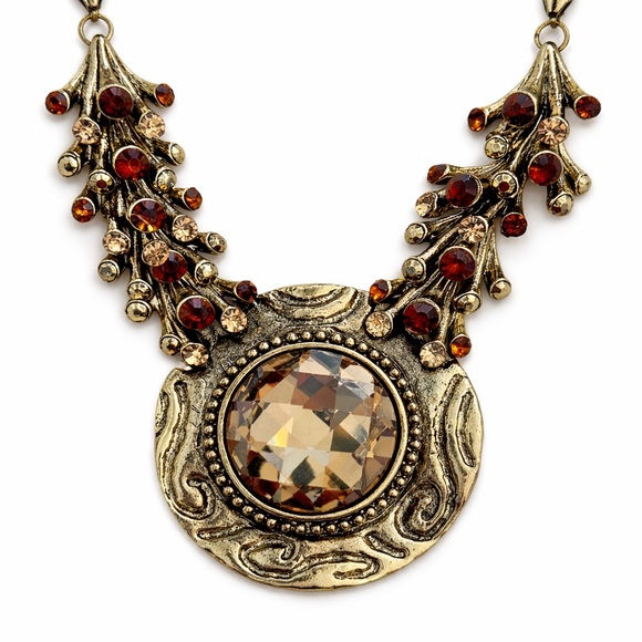 Vintage Circa 1980 Crystal Statement Necklace
